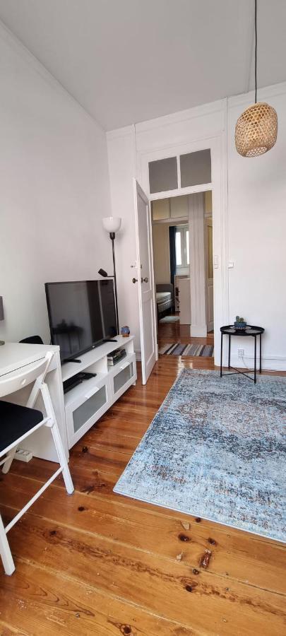 Charming Central Apartment To Rent Лиссабон Экстерьер фото